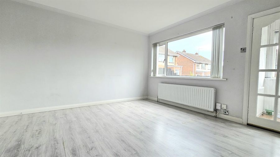 10 Castleburn Avenue