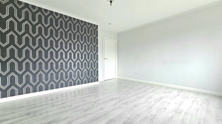 10 Castleburn Avenue