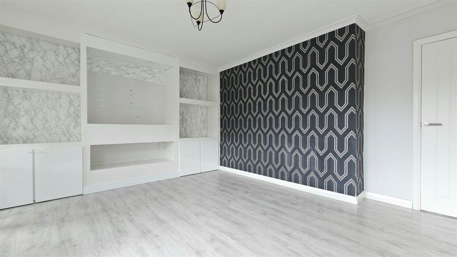 10 Castleburn Avenue