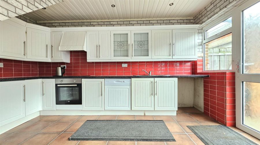 10 Castleburn Avenue