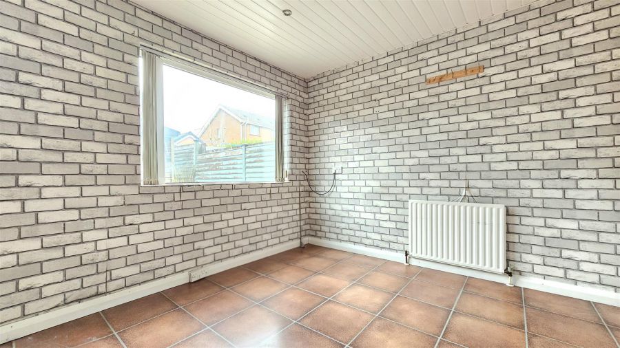 10 Castleburn Avenue