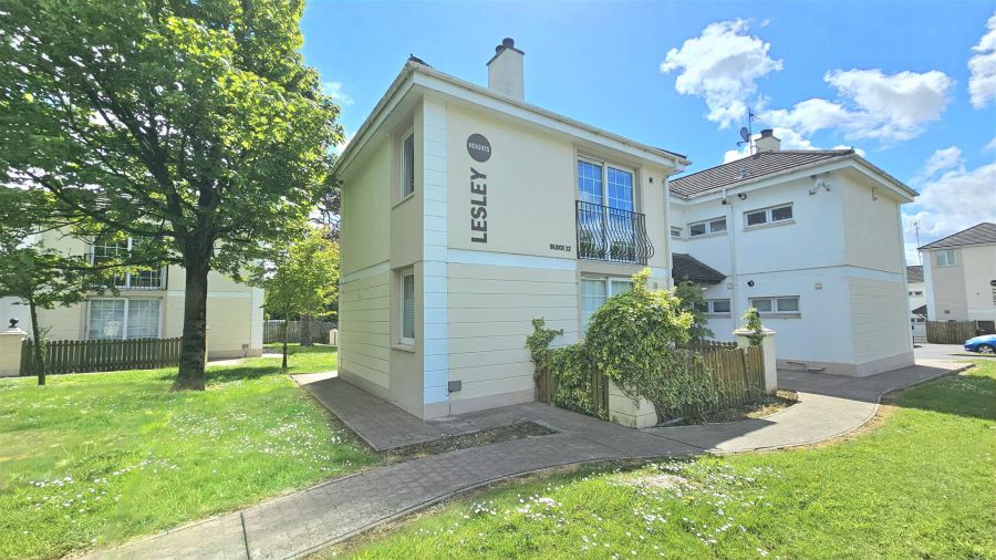 12C Lesley Heights