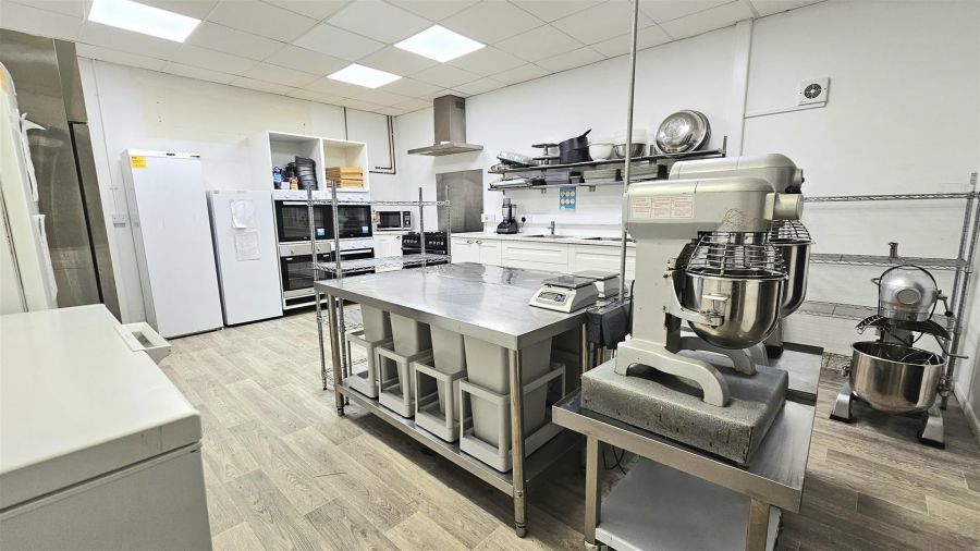 Vanilla Boxx Bake House 47A Ellis Street