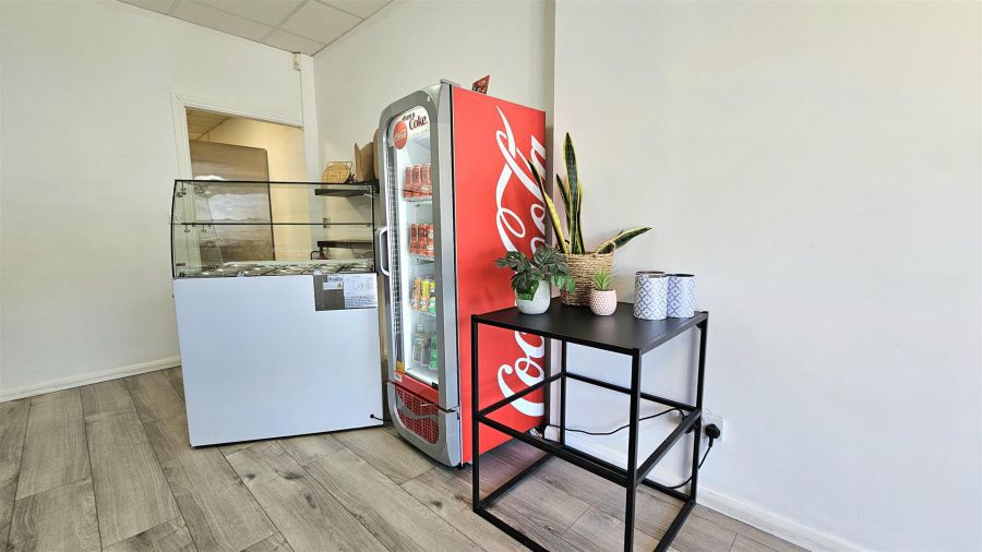 Vanilla Boxx Bake House 47A Ellis Street