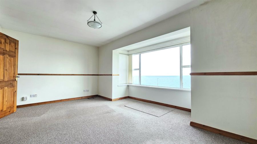 Flat 7, Tower House Marine Highway