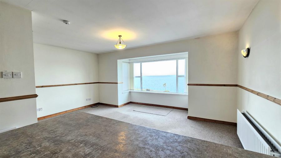 Flat 7, Tower House Marine Highway