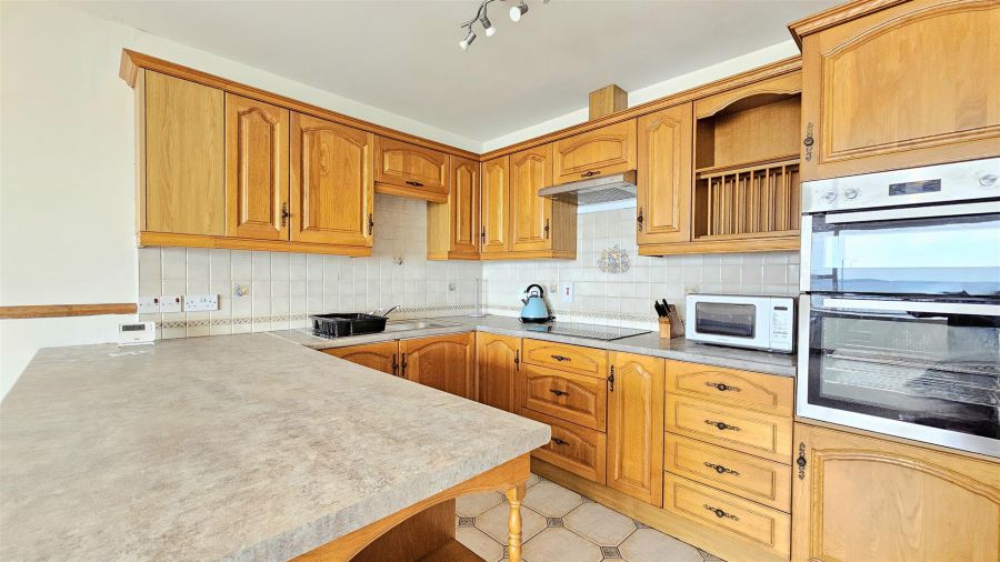 Flat 7, Tower House Marine Highway
