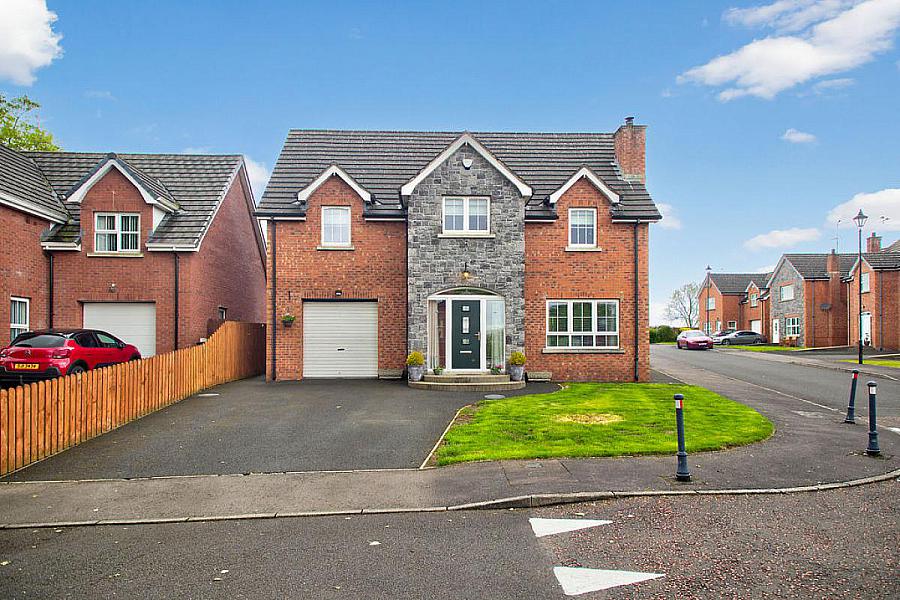 17 Moorfields, Ballybogy
