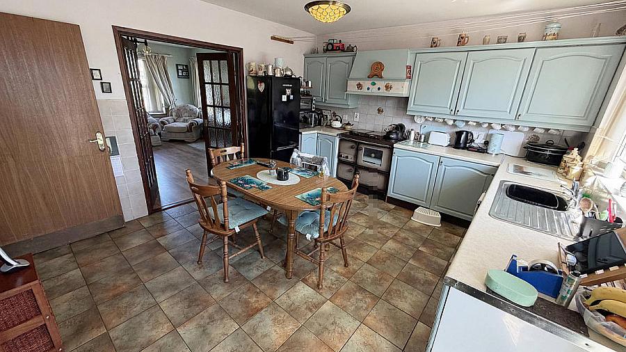 14 Ballyvelton Road