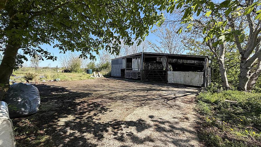 14 Ballyvelton Road
