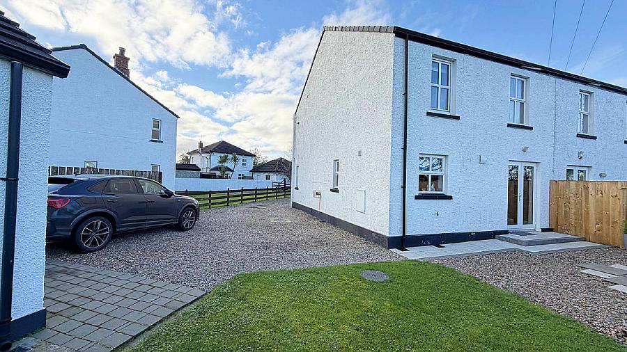 33 Millfields, Balnamore