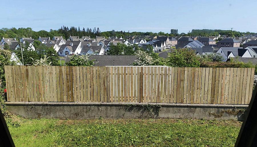 5 Eastburn Crescent