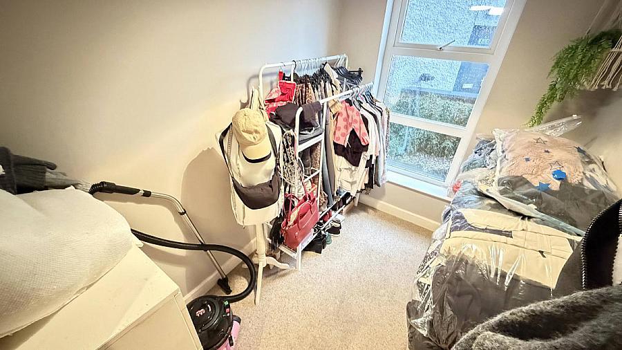 27 Irish Society Court