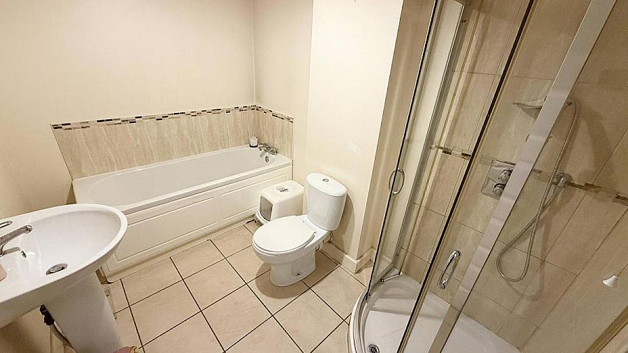 27 Irish Society Court