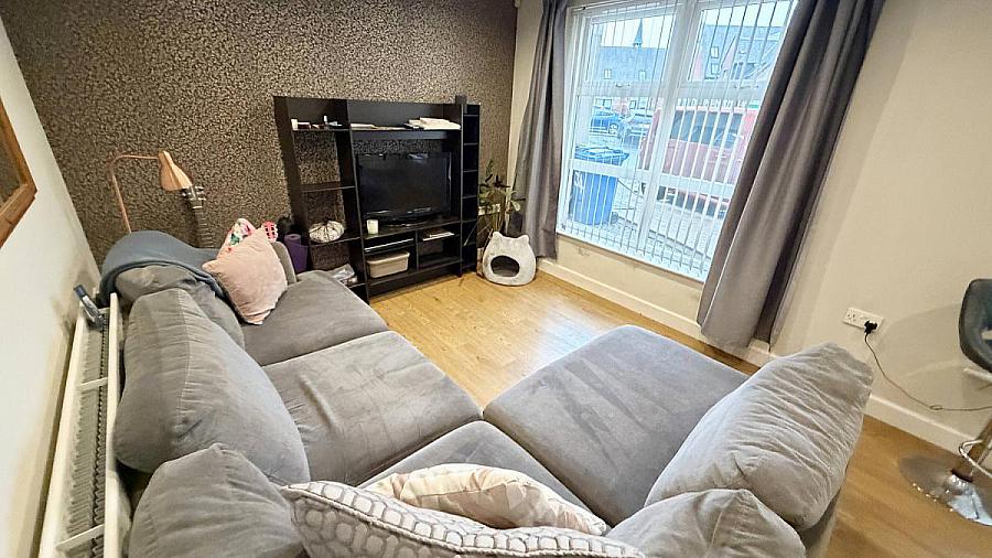 27 Irish Society Court