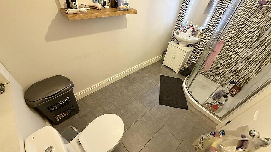 7 Shell Hill Crescent