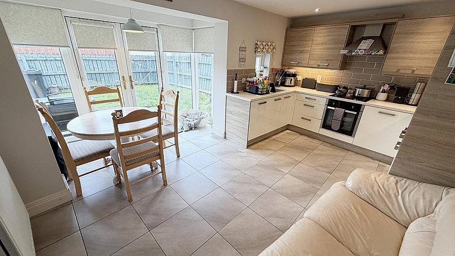 7 Shell Hill Crescent