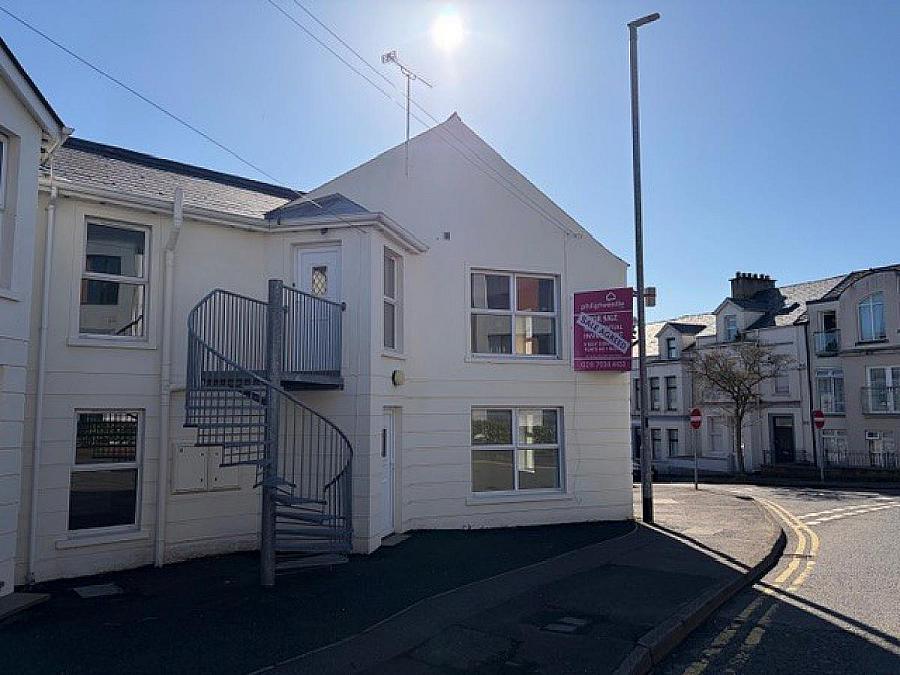 41B, Captain Street Lower