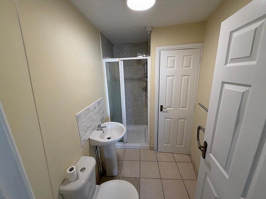 41B, Captain Street Lower