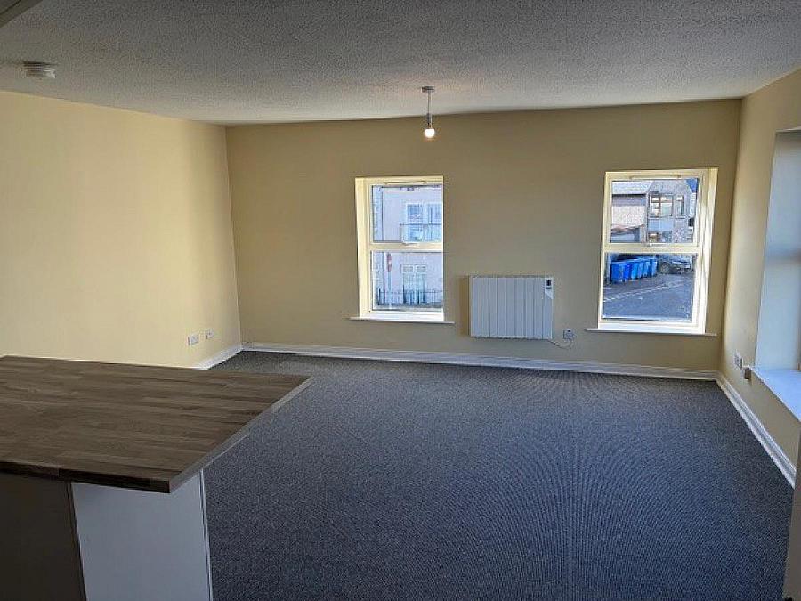 41B, Captain Street Lower