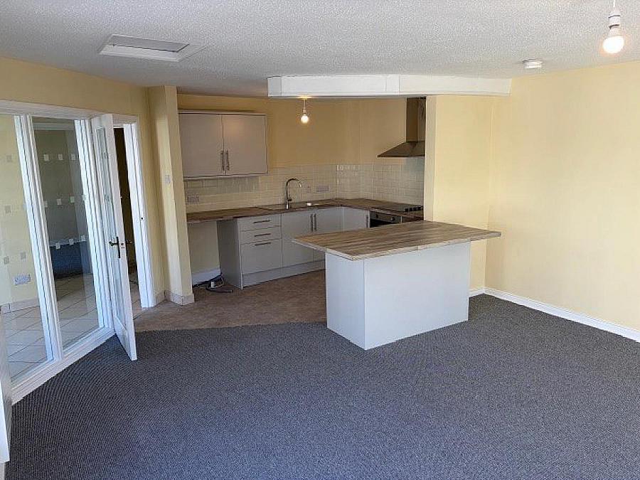 41B, Captain Street Lower