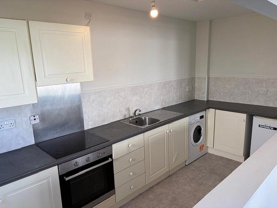 41C, Captain Street Lower