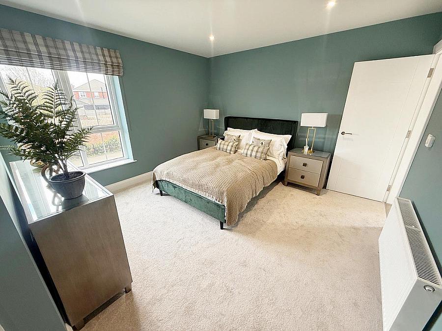 326 Henley Hall, Mountsandel