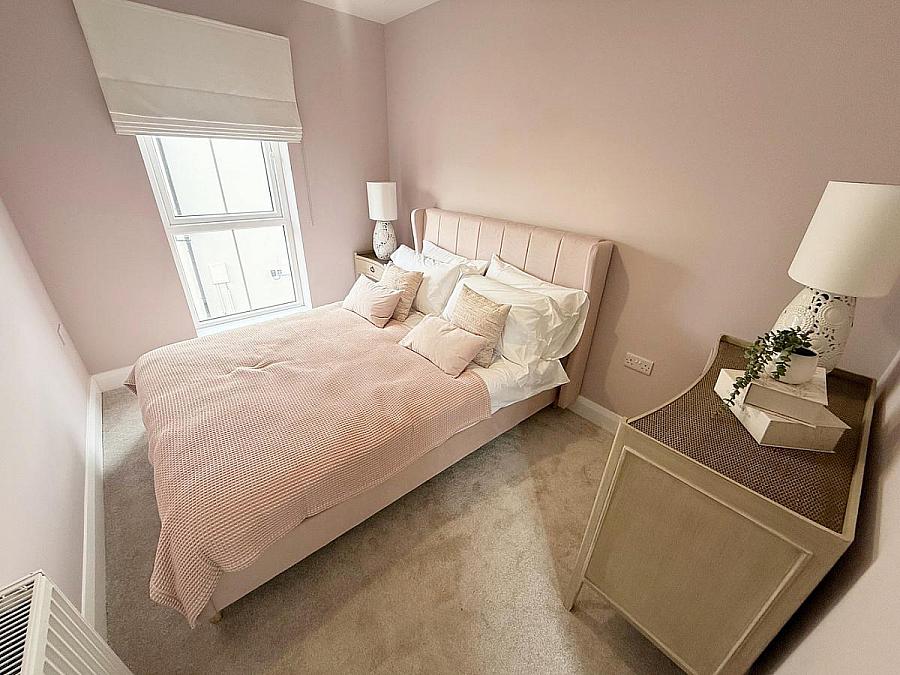 326 Henley Hall, Mountsandel