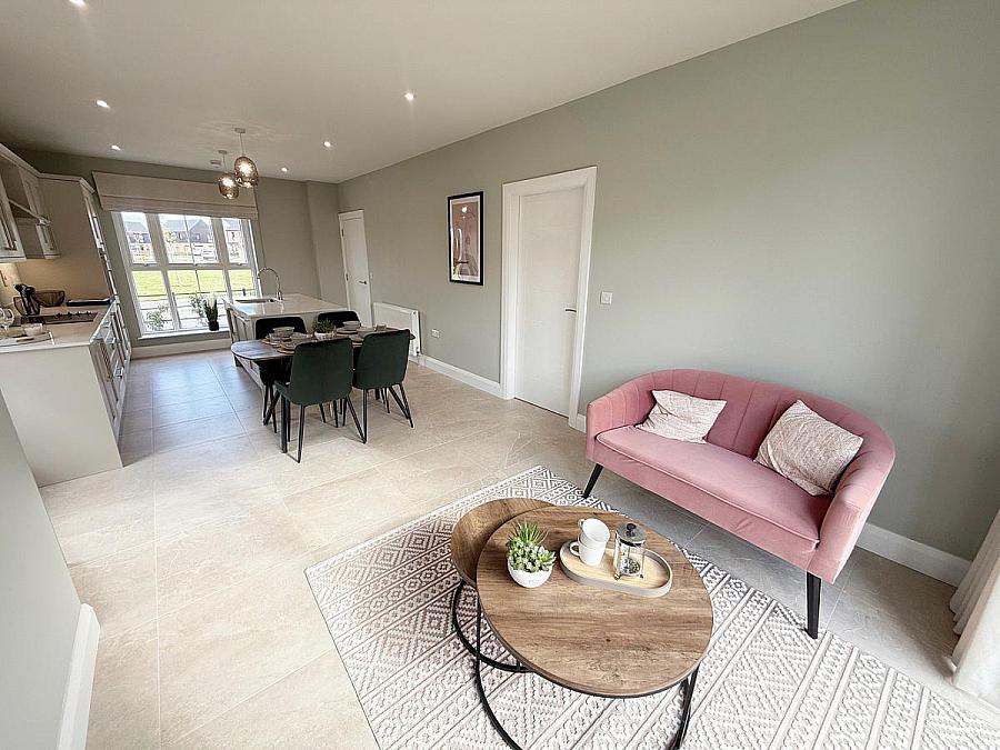 326 Henley Hall, Mountsandel