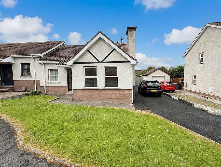 18 Ashdale