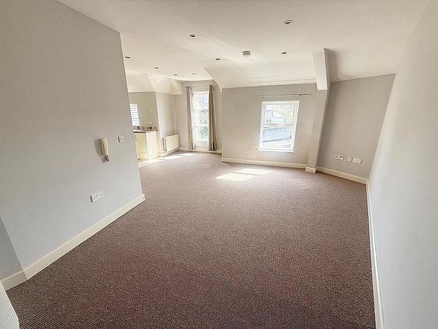 38 Irish Society Court