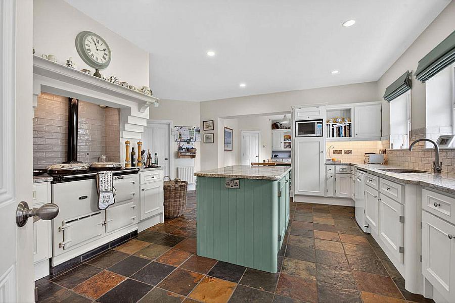 9 Macleary Road