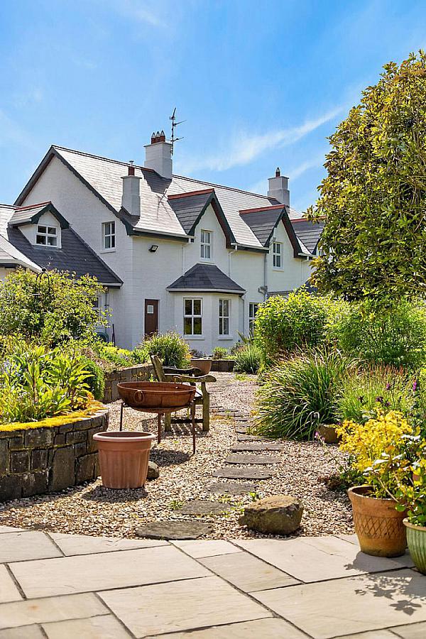 9 Macleary Road