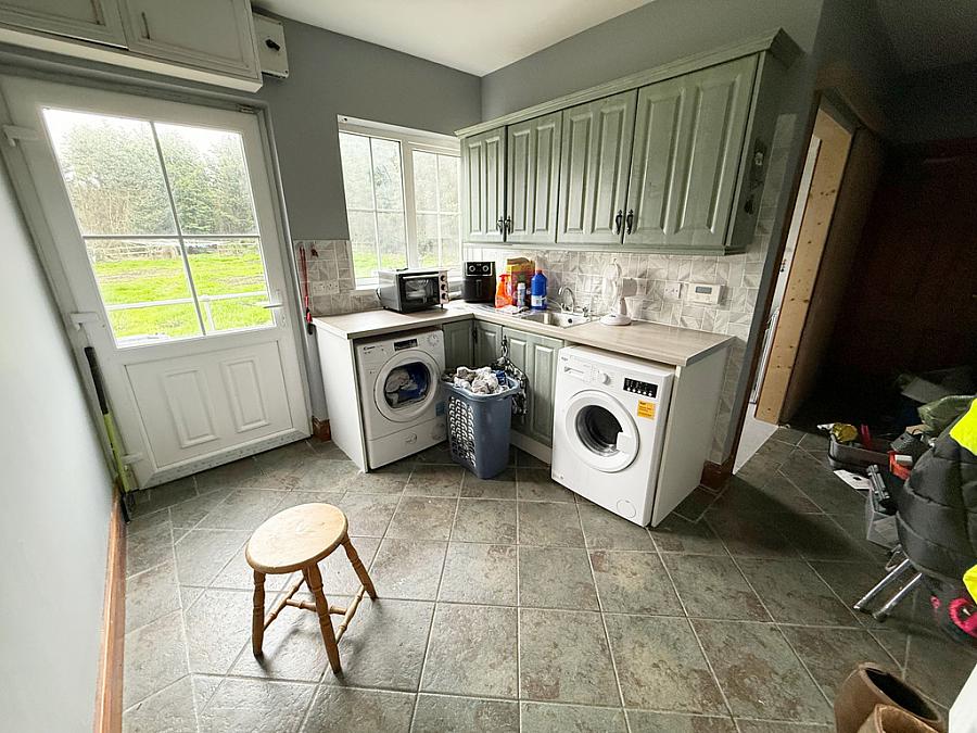 128 Knock Road