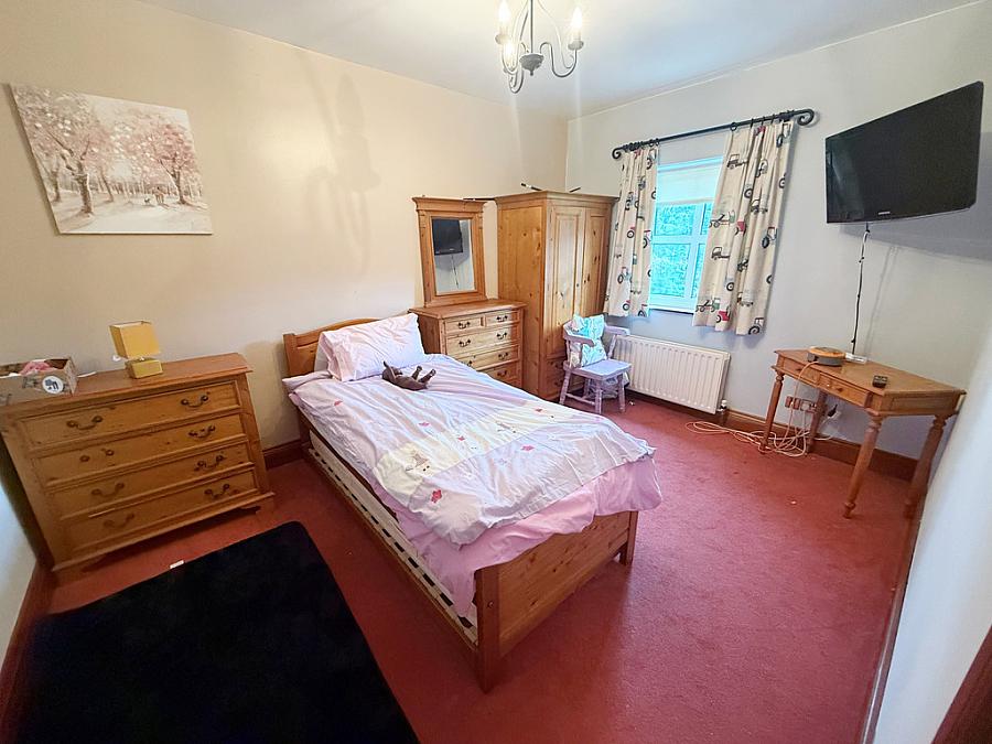 128 Knock Road