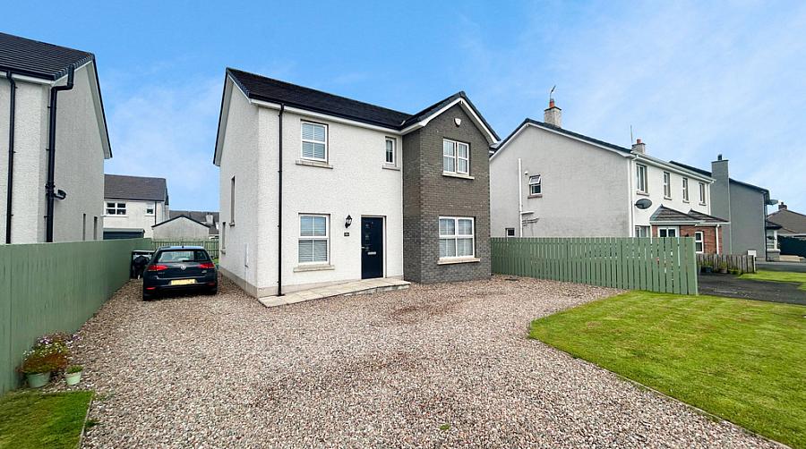 15a Knockbracken Drive