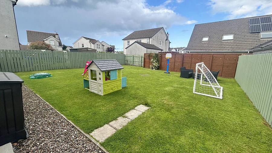 15a Knockbracken Drive