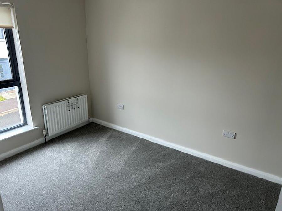 8 Galvally Close