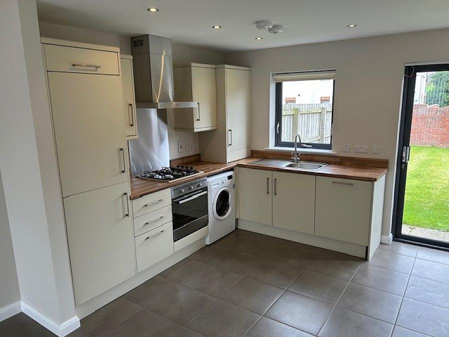 8 Galvally Close