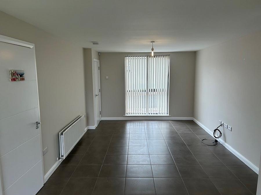 8 Galvally Close