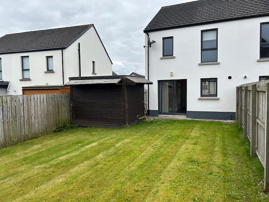 8 Galvally Close