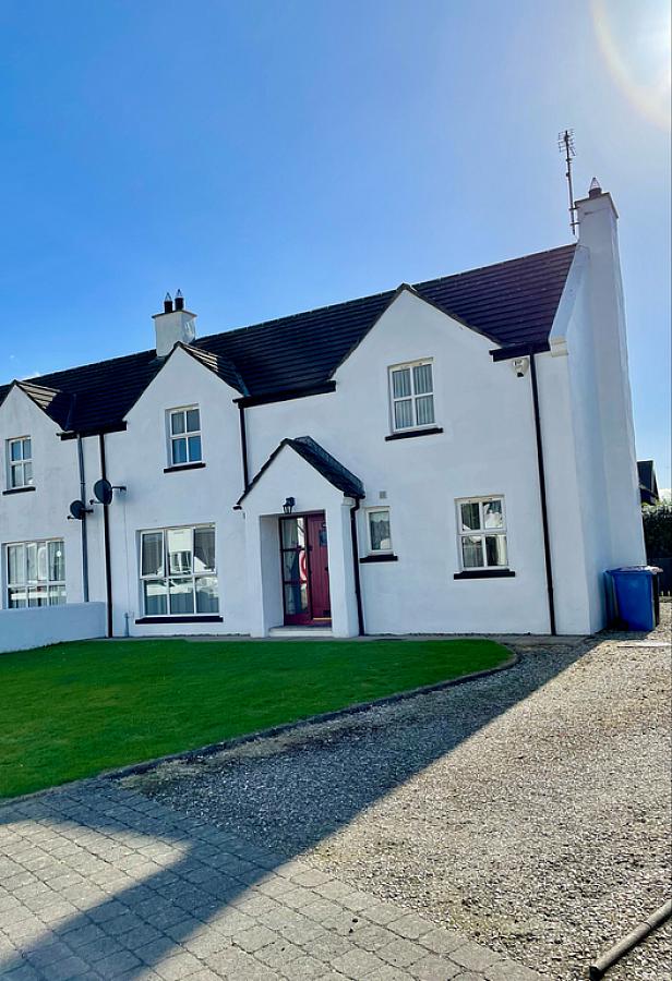 19 Fairfield Road(Short term)