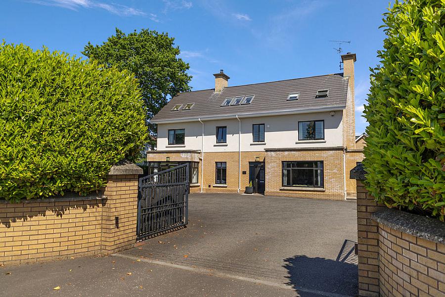 100a Lodge Road