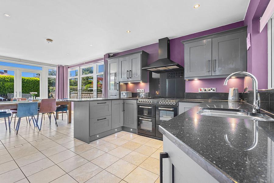100a Lodge Road