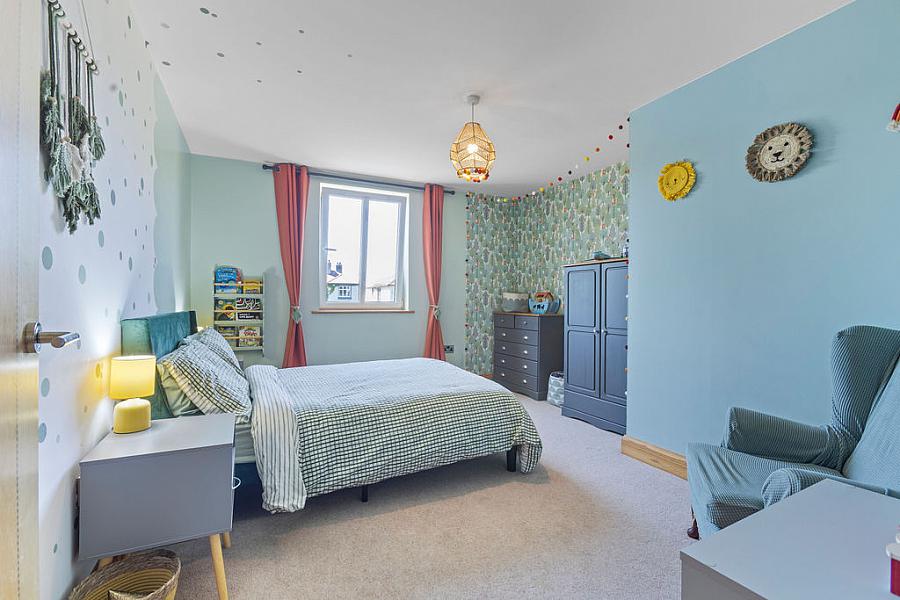 100a Lodge Road