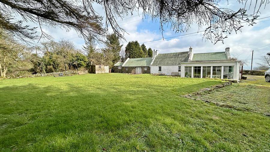 15 Altikeeragh Lane