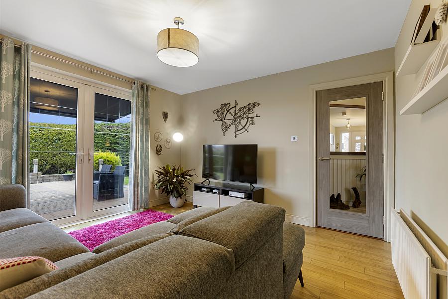 4 Knocklynn Manor