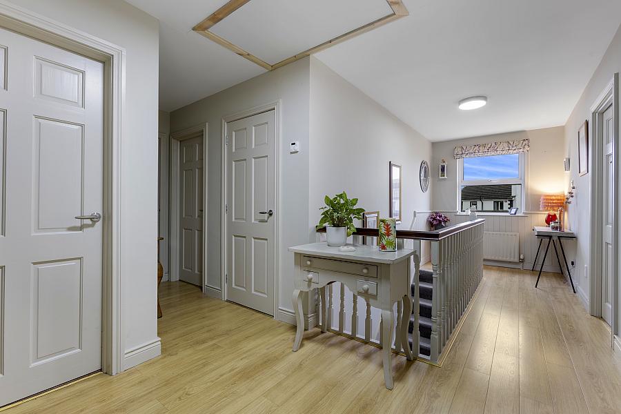 4 Knocklynn Manor