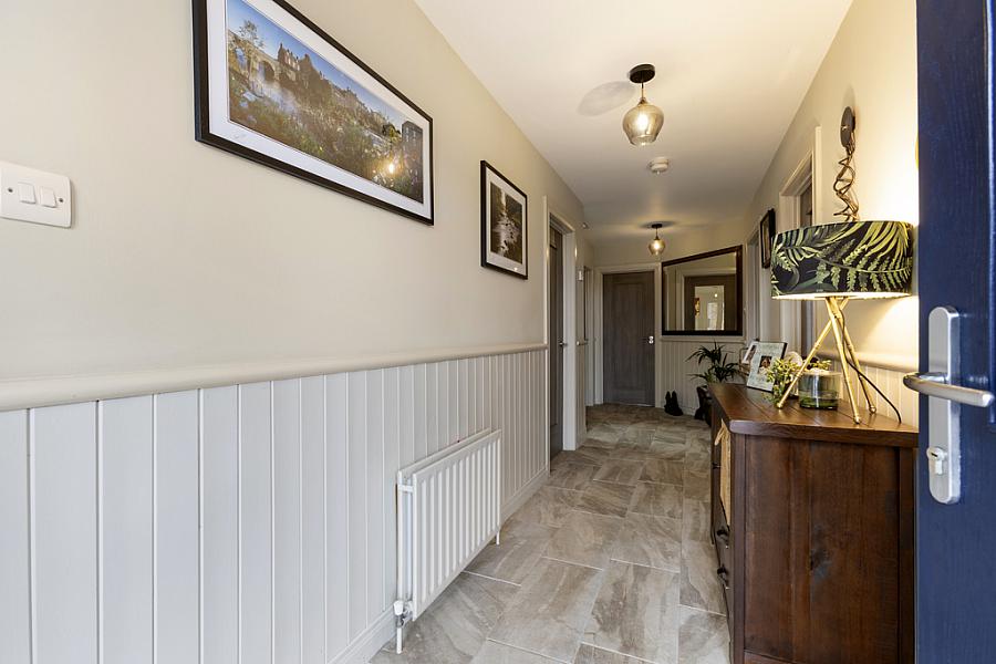 4 Knocklynn Manor