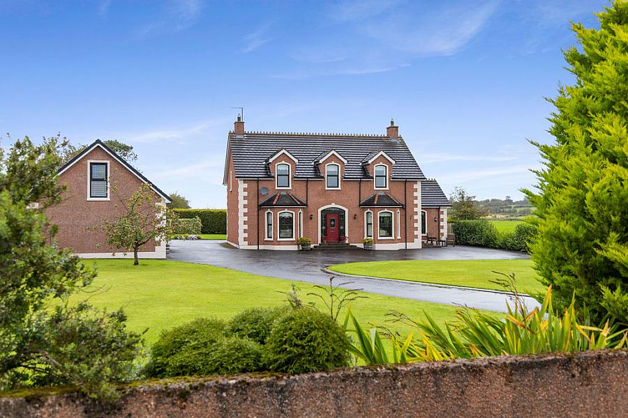 24 Kilmoyle Road 24 Kilmoyle Road